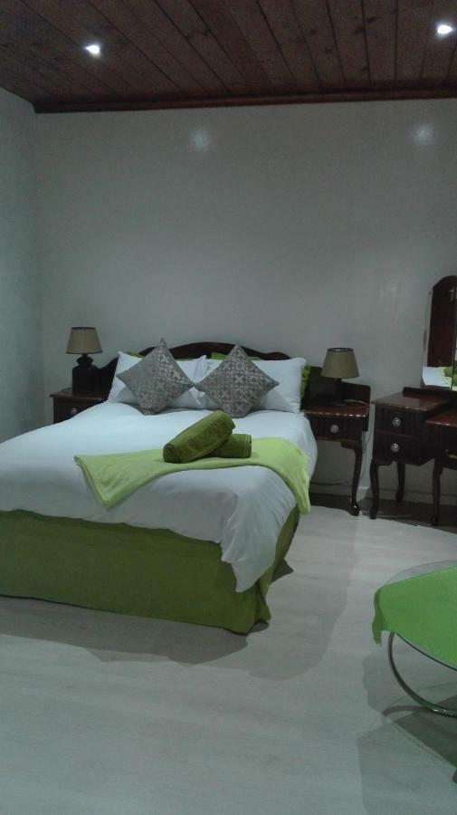 Guest Lodge On The Edge Stormsrivier Ngoại thất bức ảnh